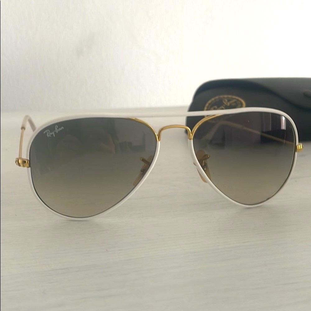 authentic Ray Ban white aviators sunglasses (women’s)